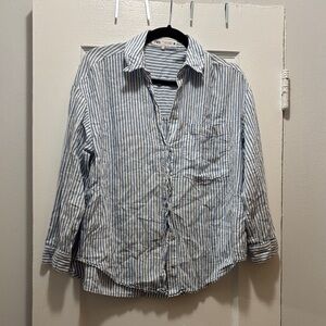 Zara Women's Blue and White Striped Button Down Shirt